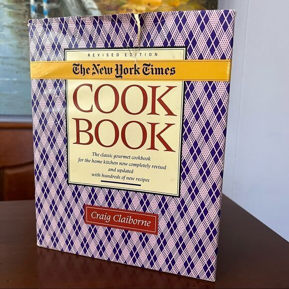 The New York Times Revised Edition Vintage Cookbook 1990 - Picture 1 of 10